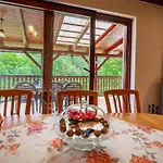 شقة Planinski Raj House With 2 For 10 Guests