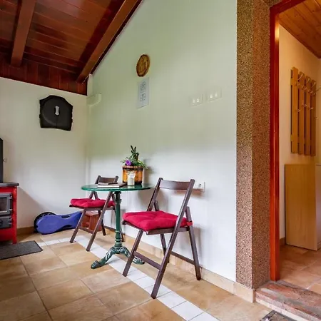 Planinski Raj House With 2 For 10 Guests Lokve