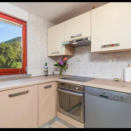 Planinski Raj House With 2 For 10 Guests * Lokve